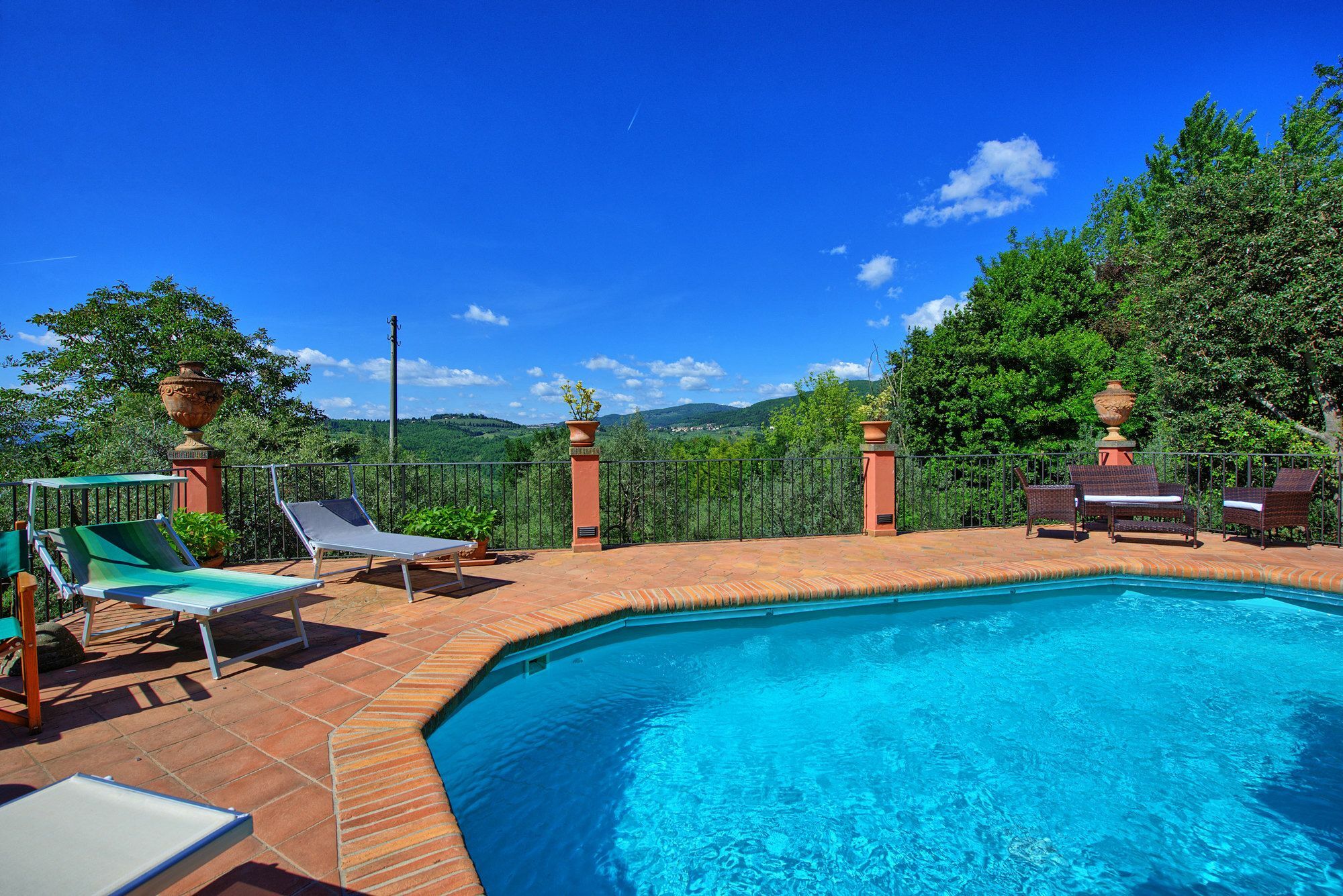 Casa Vania By Posarellivillas Donnini Esterno foto